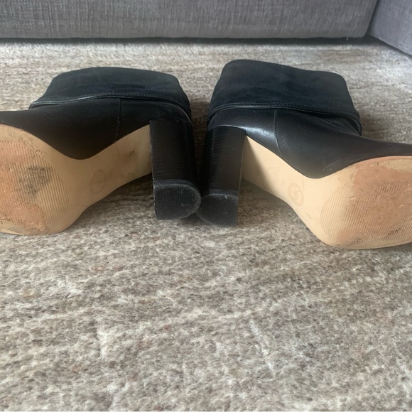 Michael kors booties - Picture 4 of 4